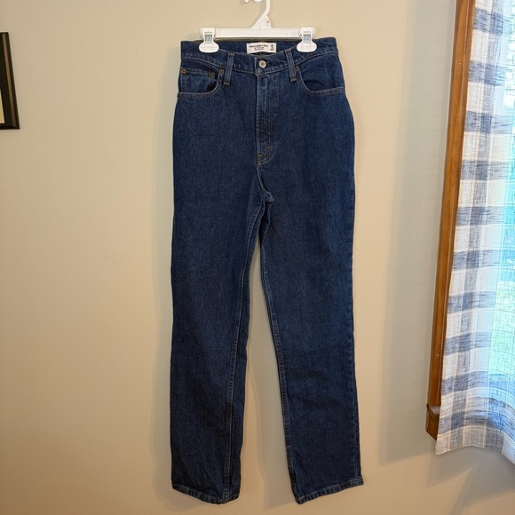ABERCROMBIE ‘90s Straight Ultra High Rise Dark Wash Curve Love 0 Regular - Picture 1 of 8